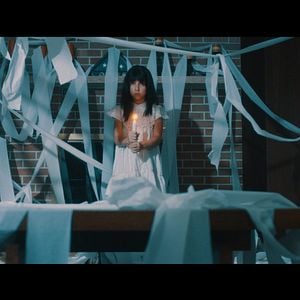 Black Mirror - Tod Hinter Glas