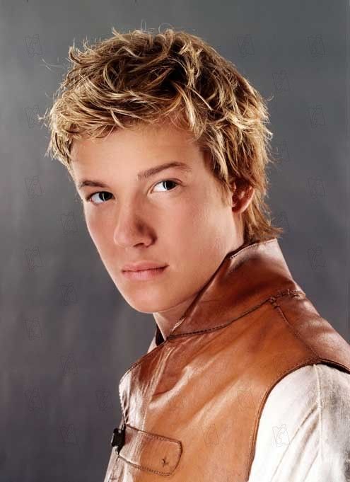 Filme Und Serien Von Edward Speleers Bild zu Ed Speleers - Eragon - Das Vermächtnis der Drachenreiter : Bild