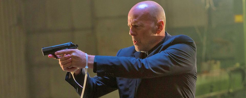 Verkehrte Welt: Im ersten deutschen Trailer zu "Extraction" muss Bruce Willis ... - filmstarts