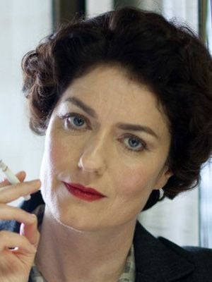 Neue Serien Adaption Das Machen Die Vier Hochzeiten Und Ein Todesfall Stars Heute Tv Abendzeitung Munchen