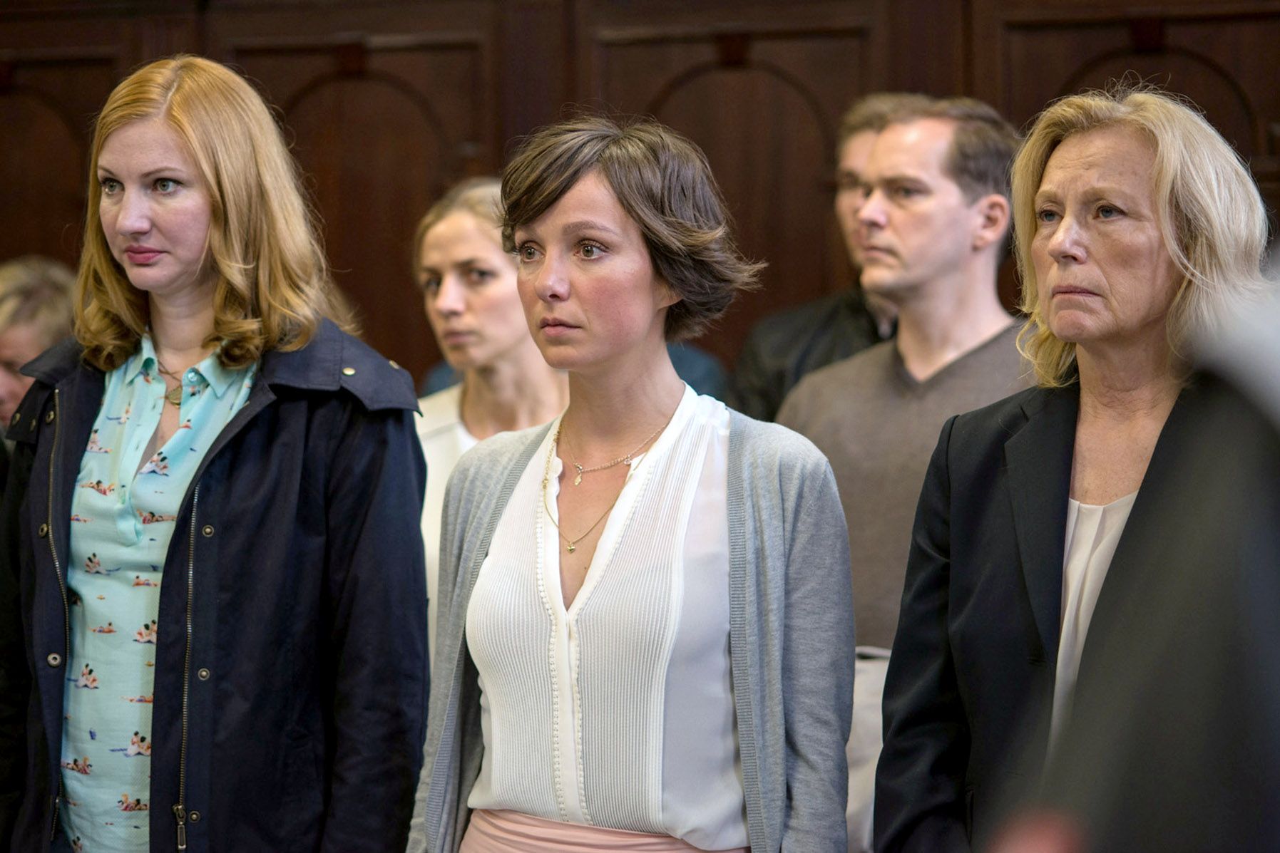 Bild zu Julia Koschitz - Zweimal lebenslänglich : Bild Bild zu Julia Koschitz - Zweimal lebenslänglich : Bild