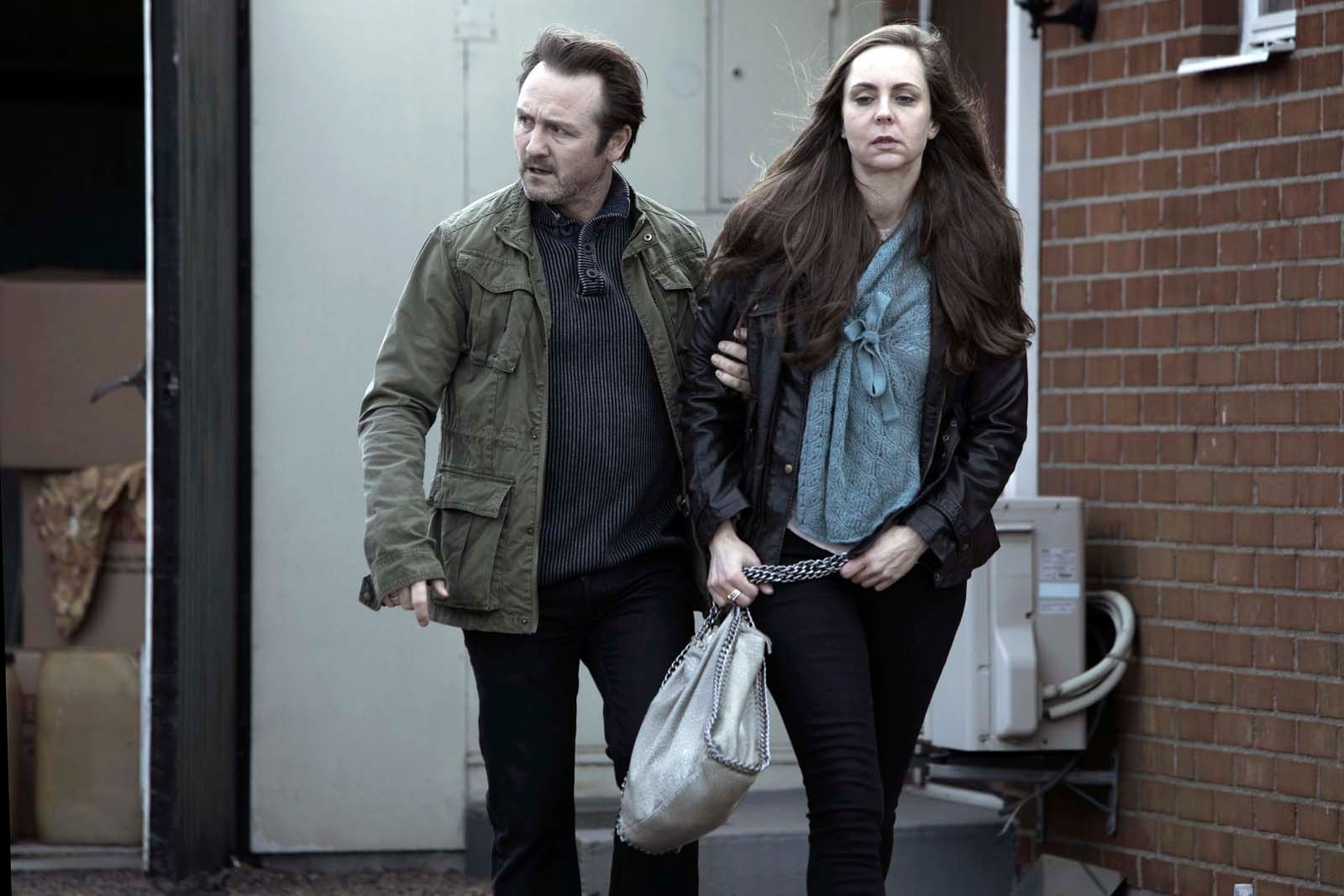 Die Brücke Transit in den Tod Bild Lars Ranthe, Lisa Linnertorp 3 von 48 FILMSTARTS.de Die Brücke Transit in den Tod Bild Lars Ranthe, Lisa Linnertorp 3 von 48 FILMSTARTS.de