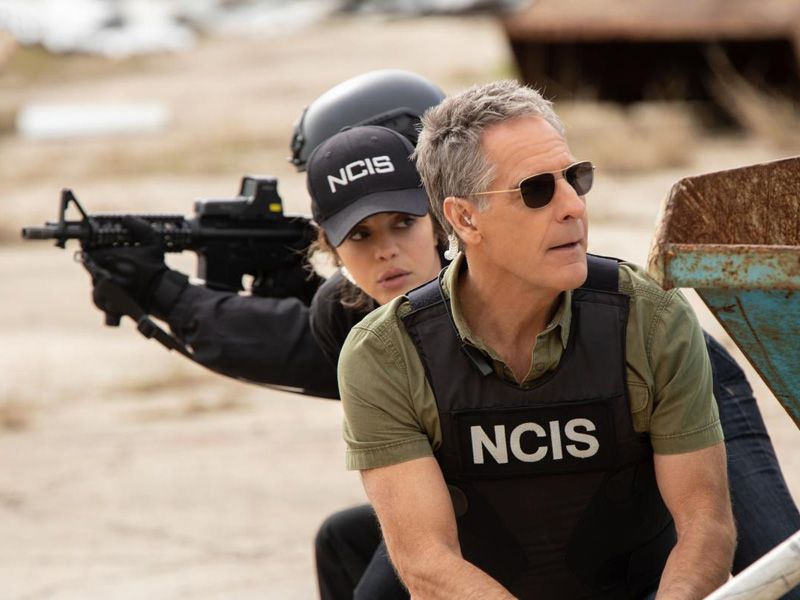 Navy Cis New Orleans Bild Scott Bakula Vanessa Ferlito Von