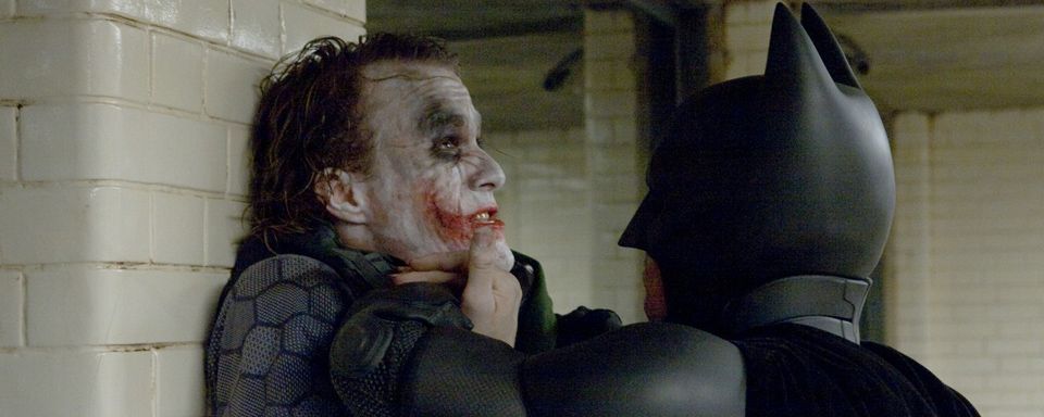 Darum Ist Der Joker In Wahrheit Der Held In The Dark Knight