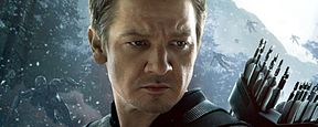 "The Avengers 2: Age of Ultron": Jeremy "Hawkeye" Renner auf eigenem Figurenposter "The Avengers 2: Age of Ultron": Jeremy "Hawkeye" Renner auf eigenem Figurenposter