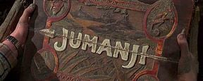 Fast so cool wie Dwayne Johnson: Erstes Bild von Nick Jonas im "Jumanji"-Sequel Fast so cool wie Dwayne Johnson: Erstes Bild von Nick Jonas im "Jumanji"-Sequel
