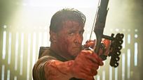 Vor "Rambo 5": Sylvester Stallone fasst die "Rambo"-Reihe augenzwinkernd zusammen Vor "Rambo 5": Sylvester Stallone fasst die "Rambo"-Reihe augenzwinkernd zusammen