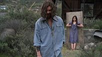 Deutscher Trailer zu "Charlie Says": Charles Manson verführt zum Morden Deutscher Trailer zu "Charlie Says": Charles Manson verführt zum Morden