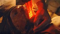 Horror-Western mit "Scream"-Fanliebling: Im Trailer zu "Ghosts Of The Ozarks" wüten dämonische Geister im Wilden Westen