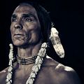 Bilder Zahn McClarnon