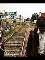 Poster der Not close enough