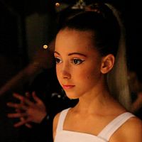 Bilder Gaya Bommer Yemini