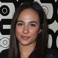 Bilder Aurora Perrineau