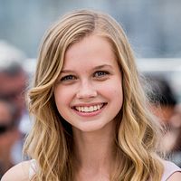 Bilder Angourie Rice