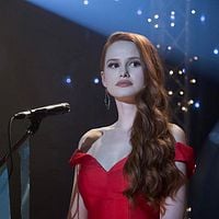 Bilder Madelaine Petsch