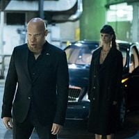 Bilder Charlbi Dean Kriek