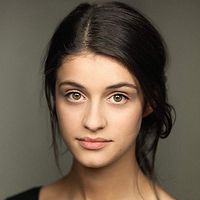 Bilder Anya Chalotra