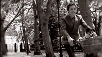 Bild von Vanity Fair - The Hollywood Issue: Eddie Redmayne Frolics on a Bike (Hollywood’s British Invasion)