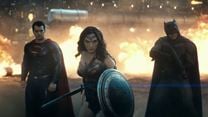 Batman V Superman: Dawn Of Justice Trailer (11) DF