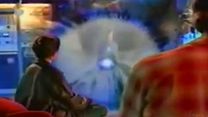 Bild von Sliders - Das Tor in eine fremde Dimension Trailer OV
