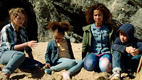 Bild von Vier Kids und der magische Sandelf Trailer OV