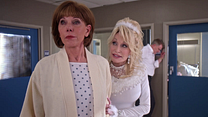Bild von Dolly Parton’s Christmas on the Square Trailer OmdU
