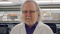 Bild von Jim Allison - Pionier. Krebsforscher. Nobelpreisträger. Trailer OmdU