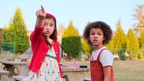 Bild von Ivy & Bean vertreiben das Schulgespenst Trailer OV
