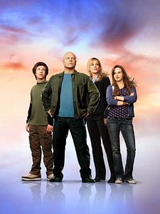 Poster der Serie My Superhero Family Staffel 1