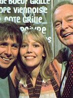 Poster der Serie Robin's Nest Staffel 6