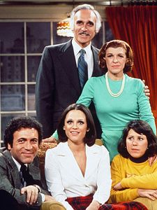 Poster der Serie Rhoda Staffel 5