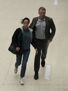 Poster der Serie Six Four Staffel 1