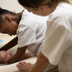 Bilder Jeunes Mères - Junge Mütter