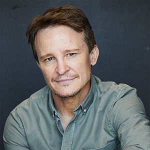 Bilder Damon Herriman