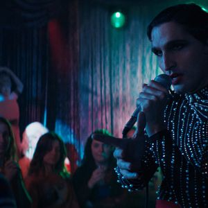 Bilder Love & Revolution