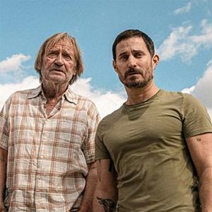 Bilder Der Barcelona-Krimi: Brennendes Land