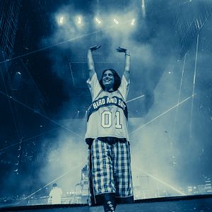 Bilder Billie Eilish - Hit Me Hard And Soft: The Tour Live In 3D