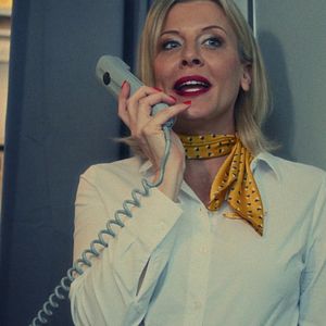 Bilder Monster On A Plane