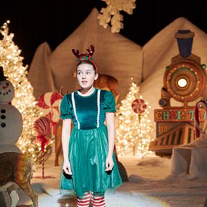 Bilder Königlich verliebt - Royally Yours, This Christmas