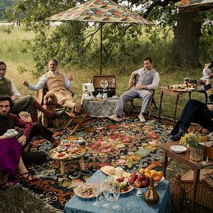 Bilder Miss Sophie – Same Procedure As Every Year