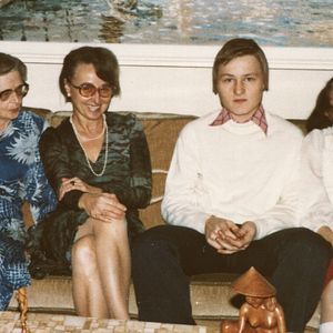 Bilder Hinter guten Türen