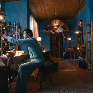 Bilder Rains Over Babel