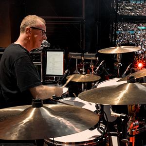 Bilder blur: Live At Wembley Stadium