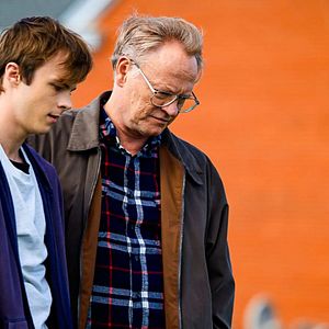 Bilder Brave The Dark