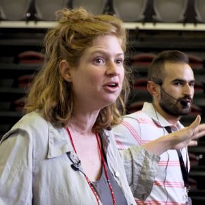 Bilder Das Orchester – That Orchestra With The Broken Instruments