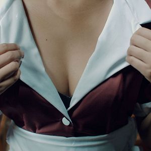 Bilder Geheimnisse eines Dienstmädchens