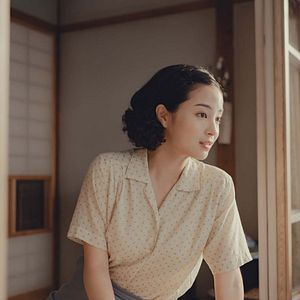 Bilder A Pale View Of Hills