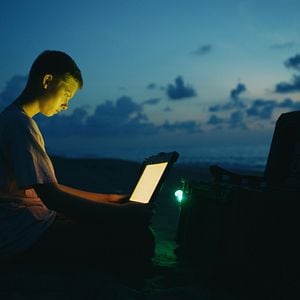 Bilder Electric Child