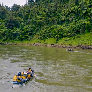 Bilder I Am The River, The River Is Me