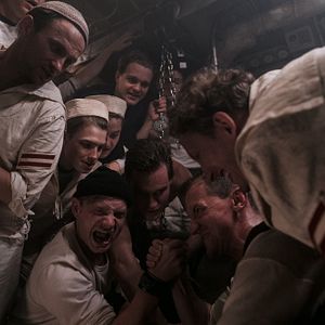 Bilder Dark Sea - Gefangen in der Tiefe